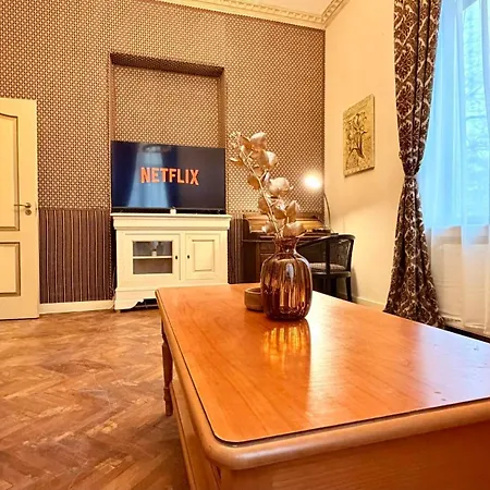 Διαμέρισμα Refined Living, Iconic Address - Calea Victoriei *