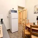 Refined Living, Iconic Address - Calea Victoriei