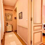 Apartment Refined Living, Iconic Address - Calea Victoriei *