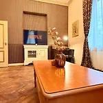 Apartment Refined Living, Iconic Address - Calea Victoriei *