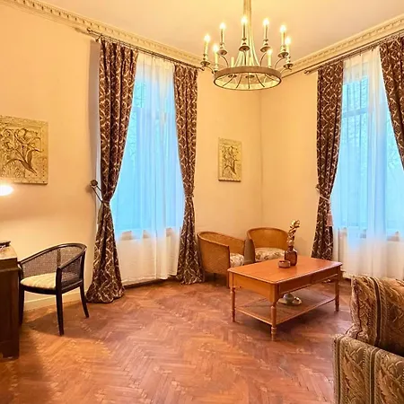 Refined Living, Iconic Address - Calea Victoriei Bukarest