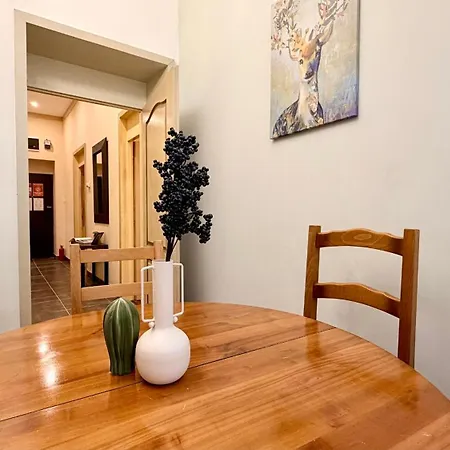 Refined Living, Iconic Address - Calea Victoriei Apartman *