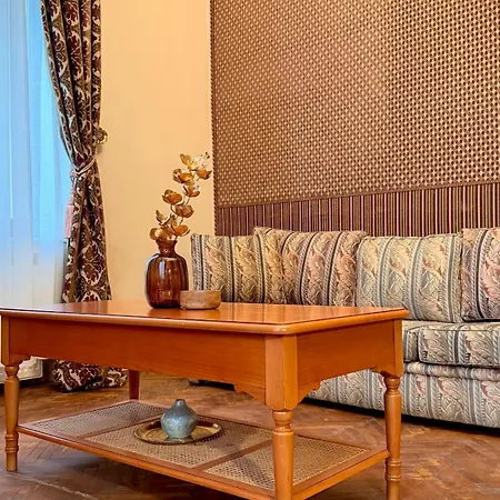 Apartman Refined Living, Iconic Address - Calea Victoriei