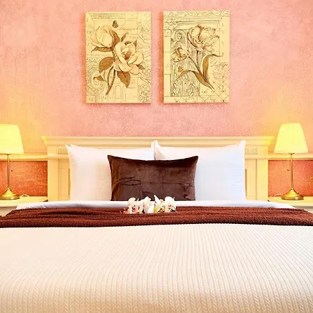 Refined Living, Iconic Address - Calea Victoriei