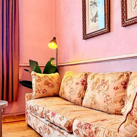 Refined Living, Iconic Address - Calea Victoriei Apartman Bukarest