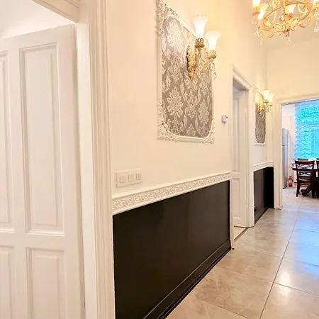 Refined Living, Iconic Address - Calea Victoriei *