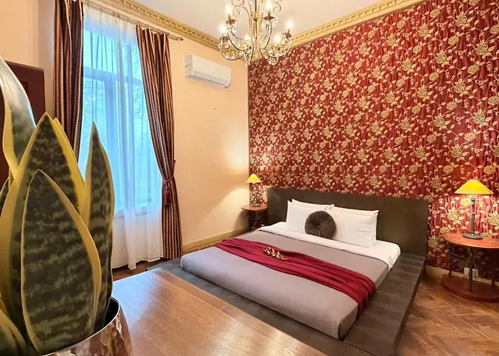 Refined Living, Iconic Address - Calea Victoriei Bukarest