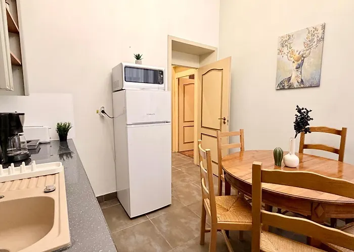Refined Living, Iconic Address - Calea Victoriei