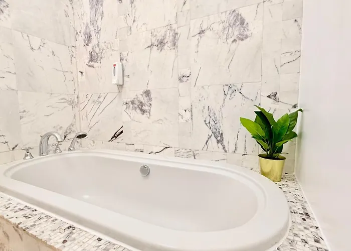 Refined Living, Iconic Address - Calea Victoriei بوخارست