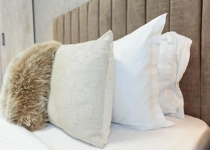 Refined Living, Iconic Address - Calea Victoriei Apartmán *